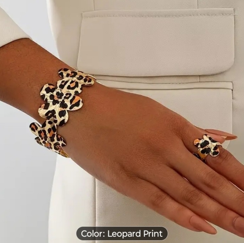 Leopard print floral cuff bracelet ring set